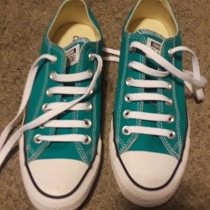 Teal converse
